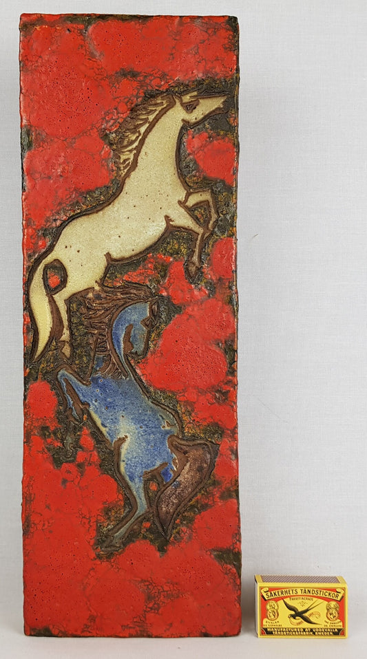 Rare Vintage RUSCHA KERAMIK Red Fat Lava Wall Plate with Horses Decor Dokumenta Serie by Adele Bolz 1962s