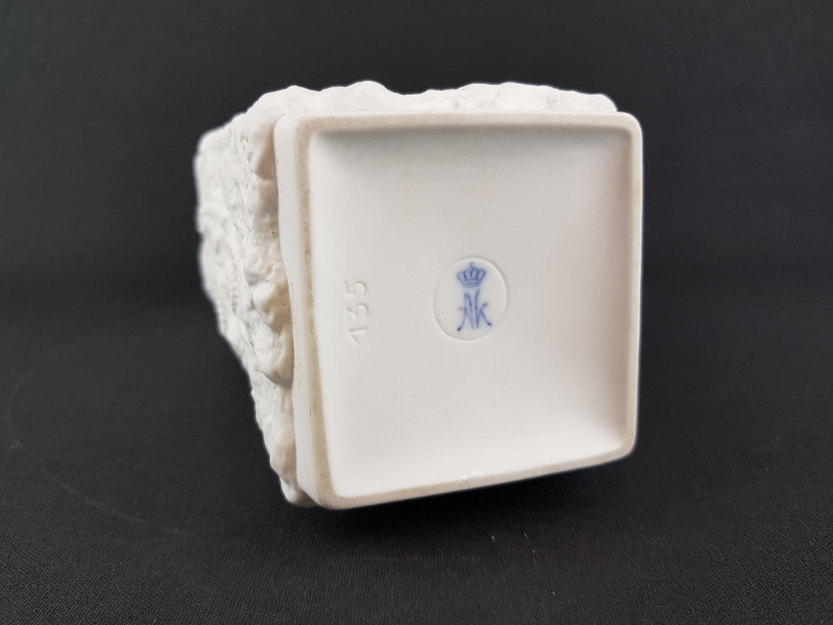 Vintage AK KAISER Biscuit Porcelain Op Art Vase 135 from the Jura Series West Germany 1970s