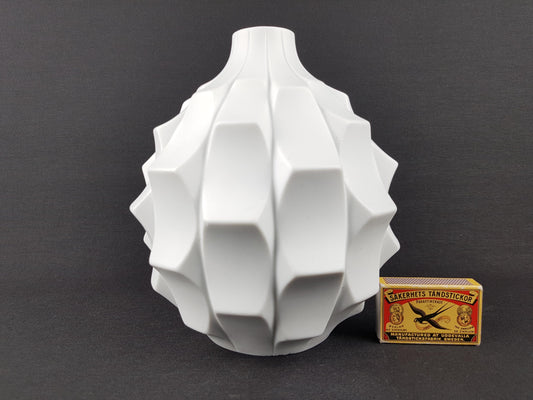 Vintage HUTSCHENREUTHER PORCELAIN Op Art ARTICHOKE Vase by Fuchs 1960-70s