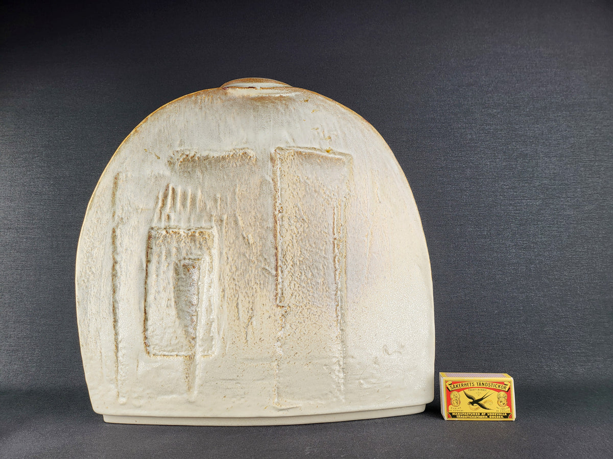 Vintage STEULER KERAMIK Beige Slab Vase Model 911 by Heiner Balzar from the Objekt Series West German Pottery 1980s