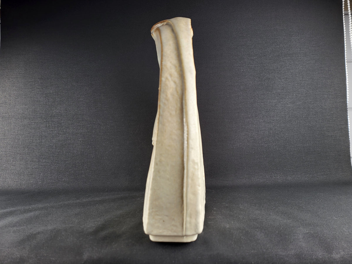 Vintage STEULER KERAMIK Beige Slab Vase Model 911 by Heiner Balzar from the Objekt Series West German Pottery 1980s