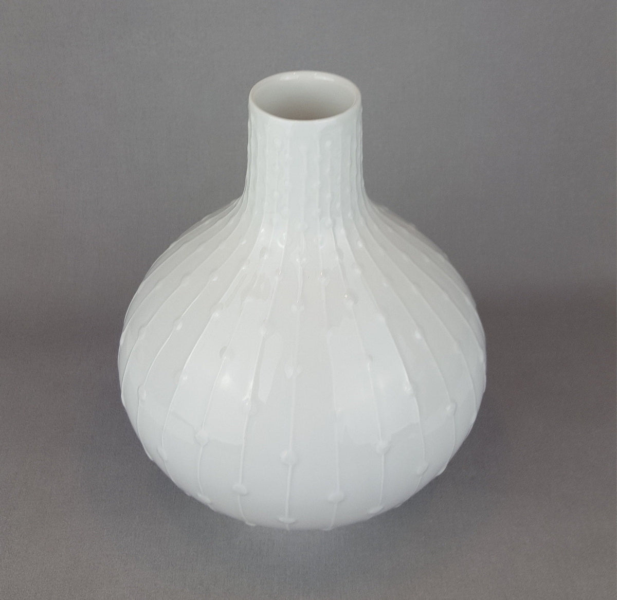 Vintage White HUTSCHENREUTHER Porzellan Op Art Porcelain Vase 1970s