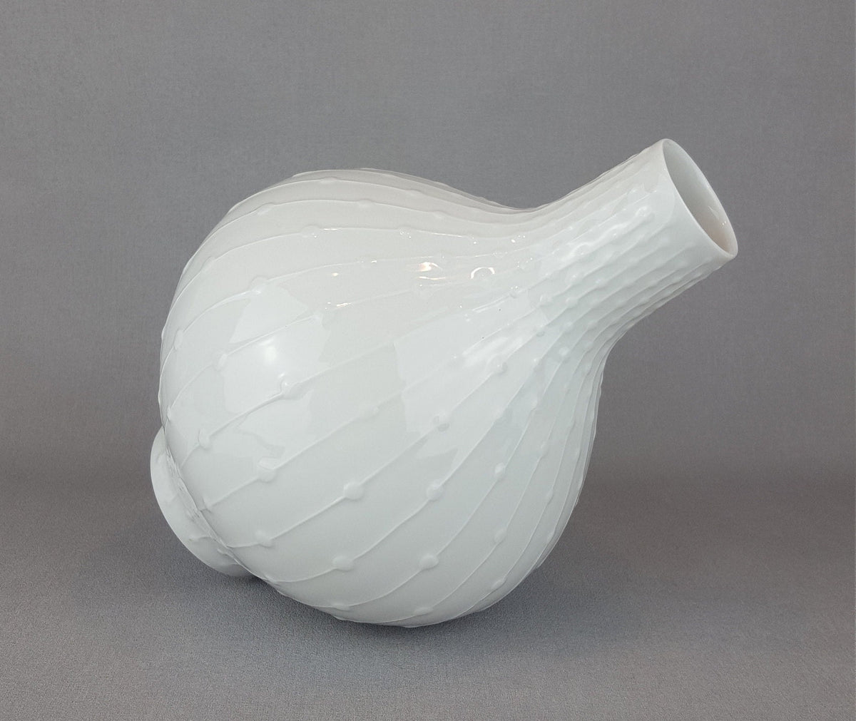 Vintage White HUTSCHENREUTHER Porzellan Op Art Porcelain Vase 1970s
