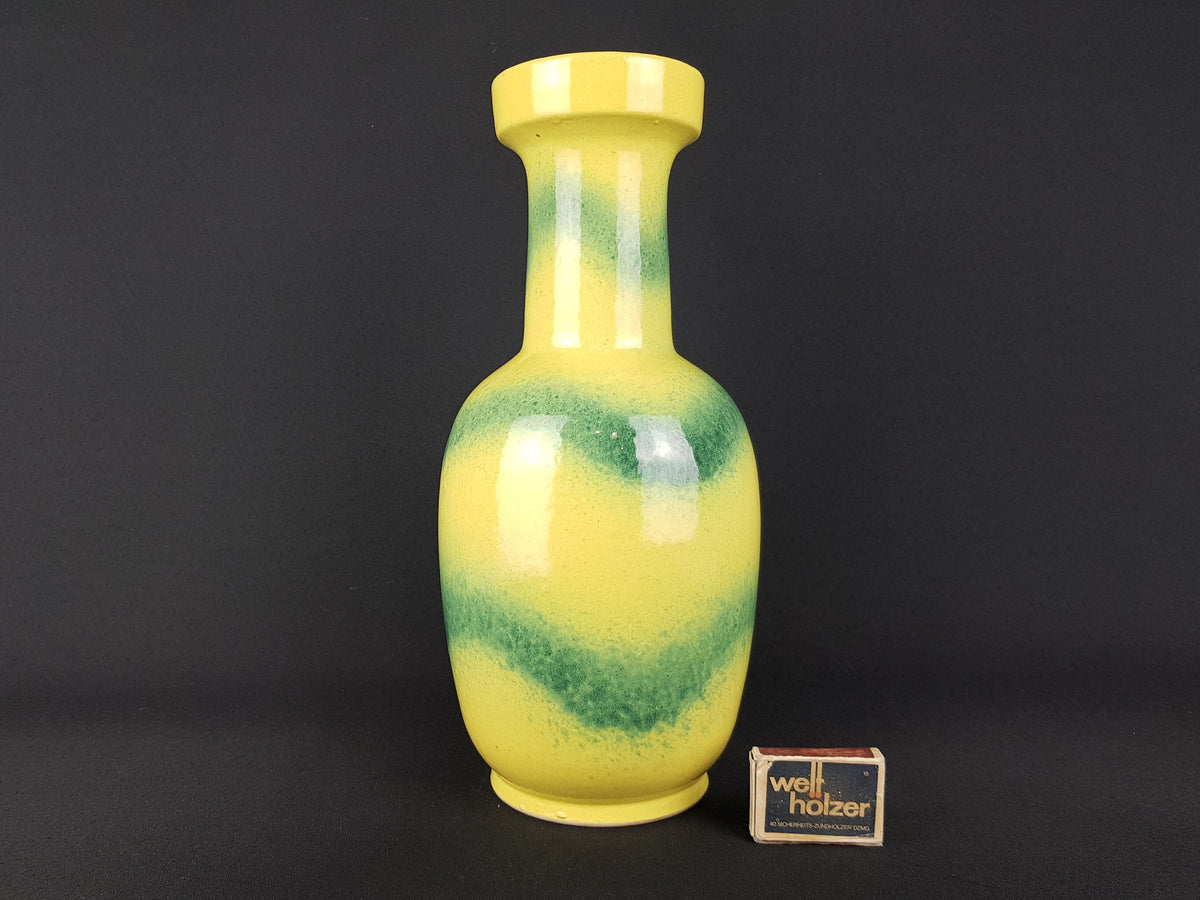 Vintage DÜMLER & BREIDEN Keramik Yellow Vase With Green Spritz decor 464 32 West German Pottery 1960s 1970s