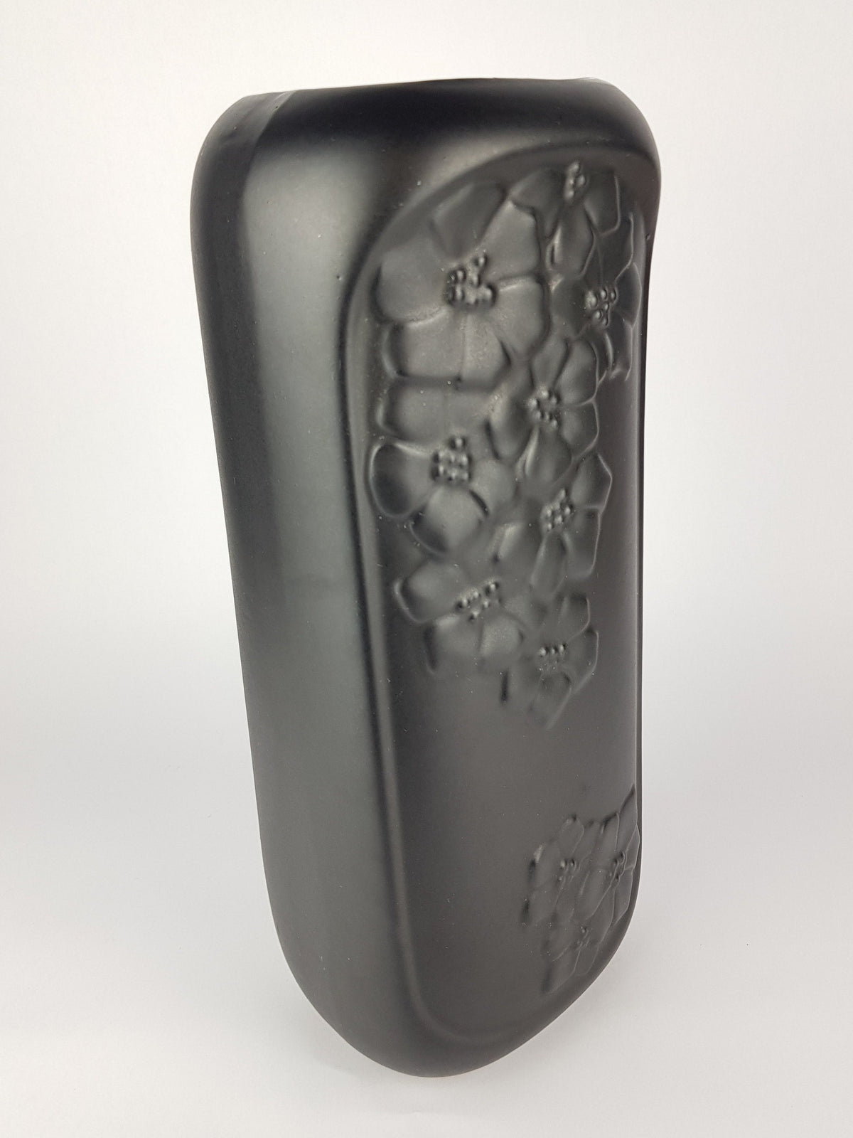 Vintage Rare Black SCHEURICH KERAMIK Vase 510 40 With 3D Flower Decor West German Pottery 1980-90s