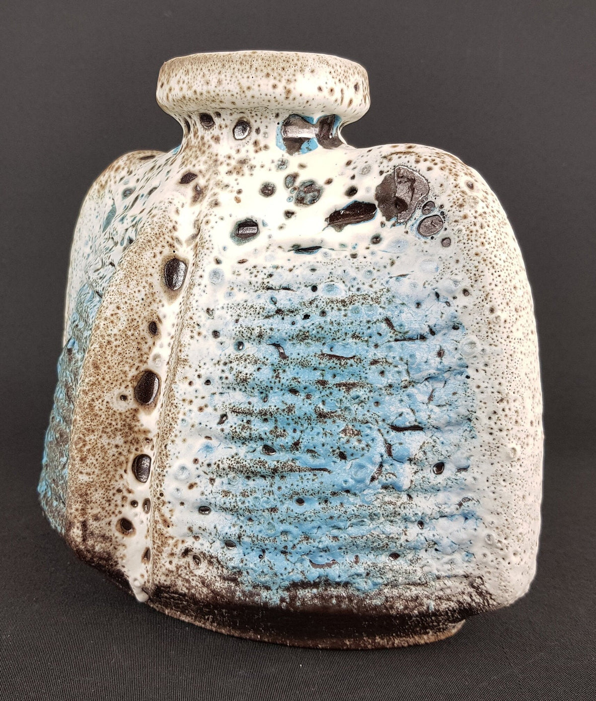 Vintage CARSTENS TÖNNIESHOF Atelier Blue and Beige Fat Lava Vase 0715-20 by Rudolf Christmann West German Pottery