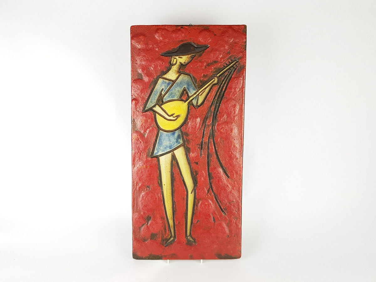 Rare Vintage Red RUSCHA KERAMIK Fat Lava Wall Plate with Musician Decor Dokumenta Serie by Adele Bolz 1962s