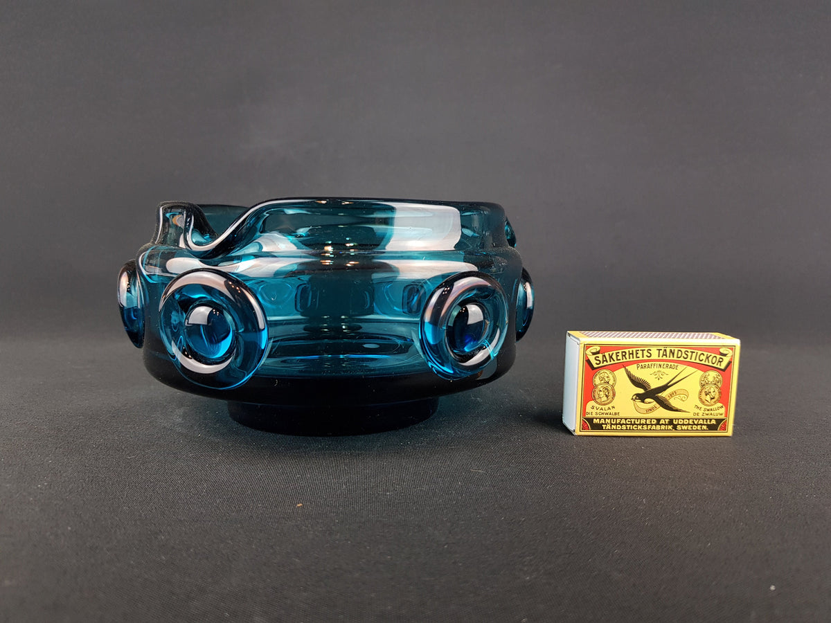 Vintage 1960-70s PRACHEN GLASS Turquoise Design Bowl With 3D Decor By Josef Hospodka
