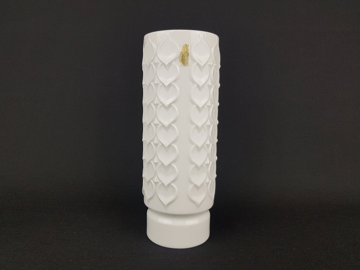 Vintage AK KAISER White Porcelain Op Art Vase with Leaf / Hearts decor 182 2 West Germany 1970s