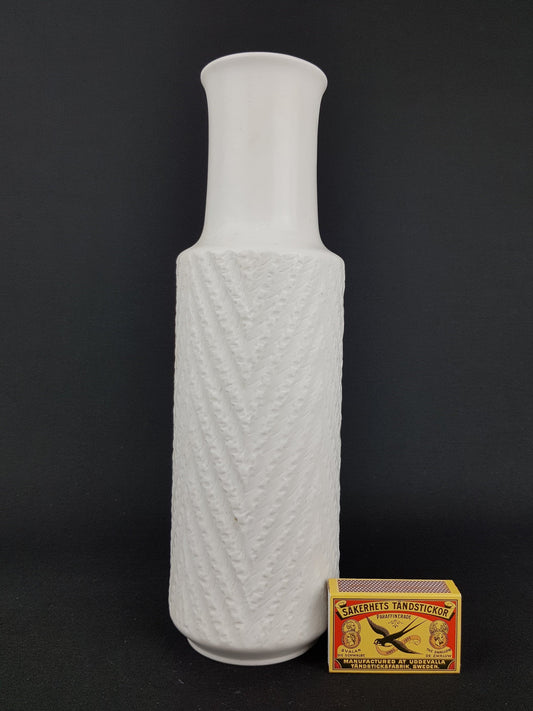 Vintage HUTSCHENREUTHER HOHENBERG Porzellan CM Exclusiv Relief Zigzag Decor Porcelain Vase West German Pottery