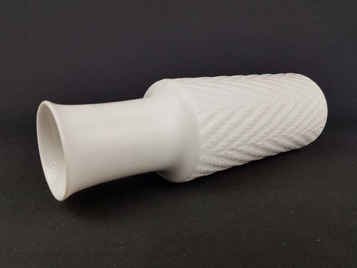Vintage HUTSCHENREUTHER HOHENBERG Porzellan CM Exclusiv Relief Zigzag Decor Porcelain Vase West German Pottery