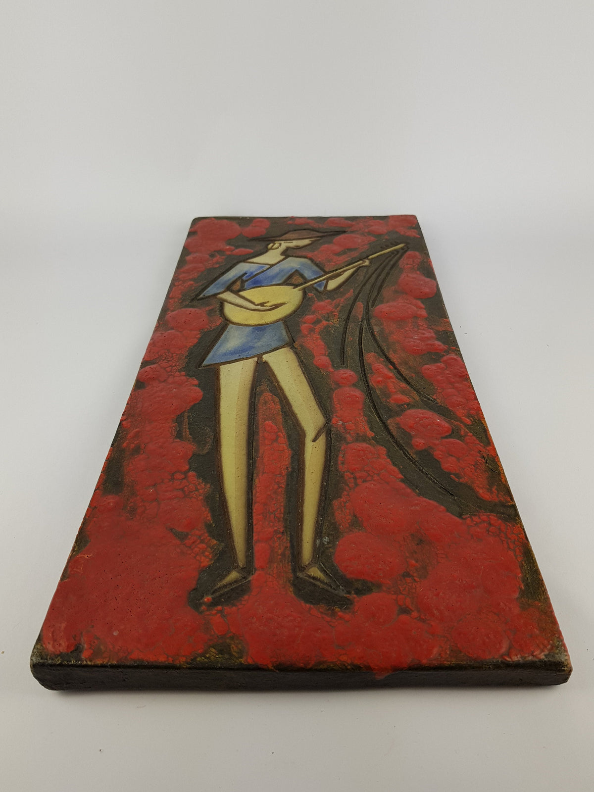 Rare Vintage Red RUSCHA KERAMIK Fat Lava Wall Plate with Musician Decor Dokumenta Serie by Adele Bolz 1960s