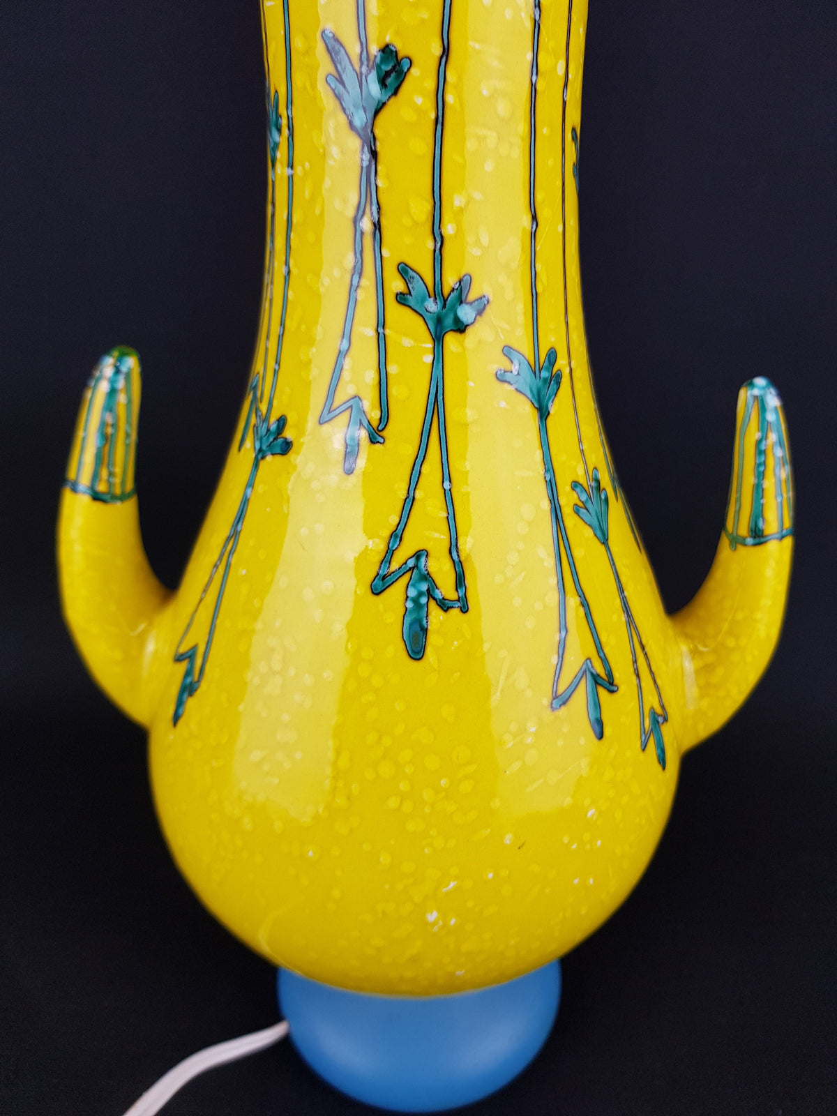 Vintage MANCIOLI Yellow Table Lamp Italian Art Pottery Raymor 1960s