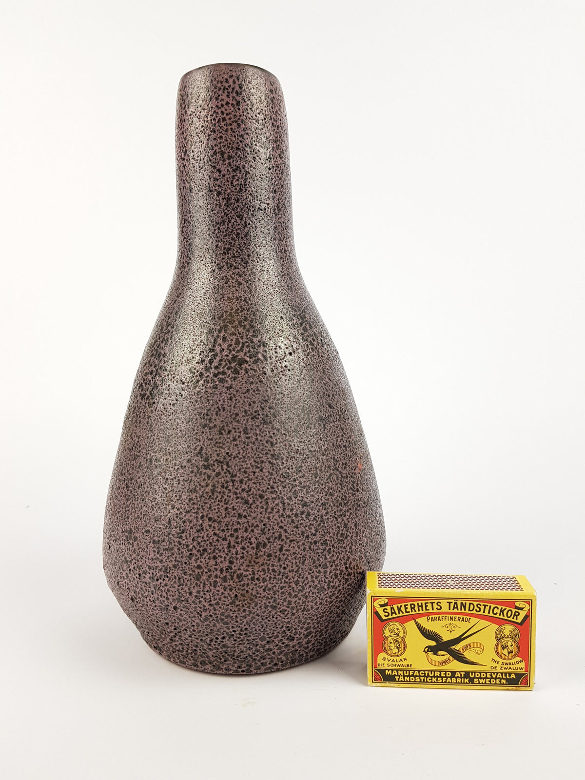 Vintage GRAMANN RÖMHILD Topferei Studio Art Pottery Black and Purple Vase East German Pottery 1960s