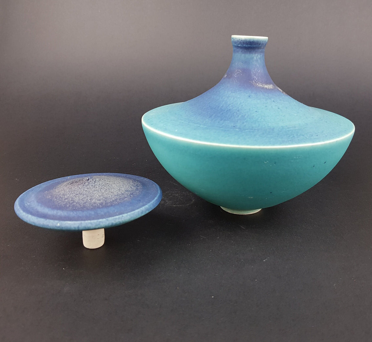 Vintage OTTO ZEEGERS Blue Dutch Studio Pottery Piece 1996 The Netherlands