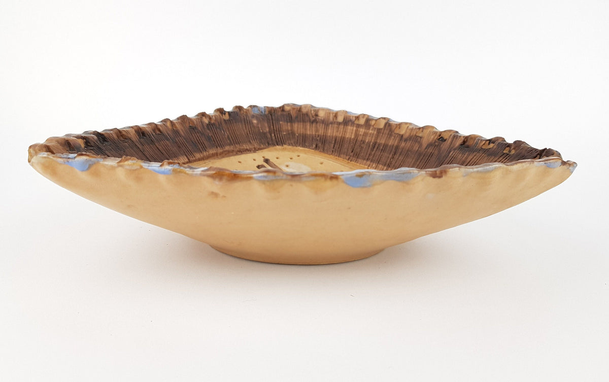 Vintage FRATELLI FANCIULLACCI Ceramic Bowl with Animal decor from Italy 1960s