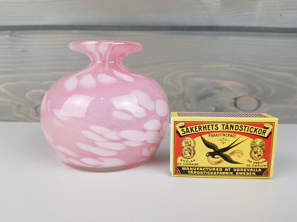 Vintage MDINA Small Pink White Mottled Glass Vase from Malta 1970s, signed and labelled