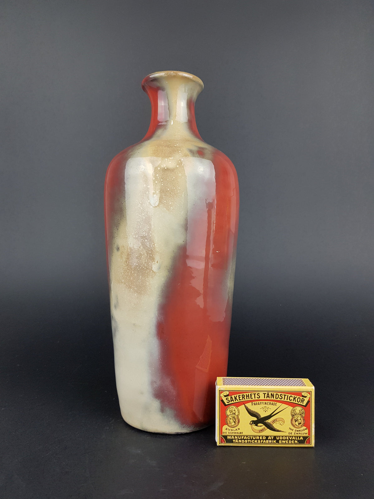 Vintage D.O.K. DE OLDE KRUYK Beige / Burgundy Ceramic Vase Dutch Pottery 1970s