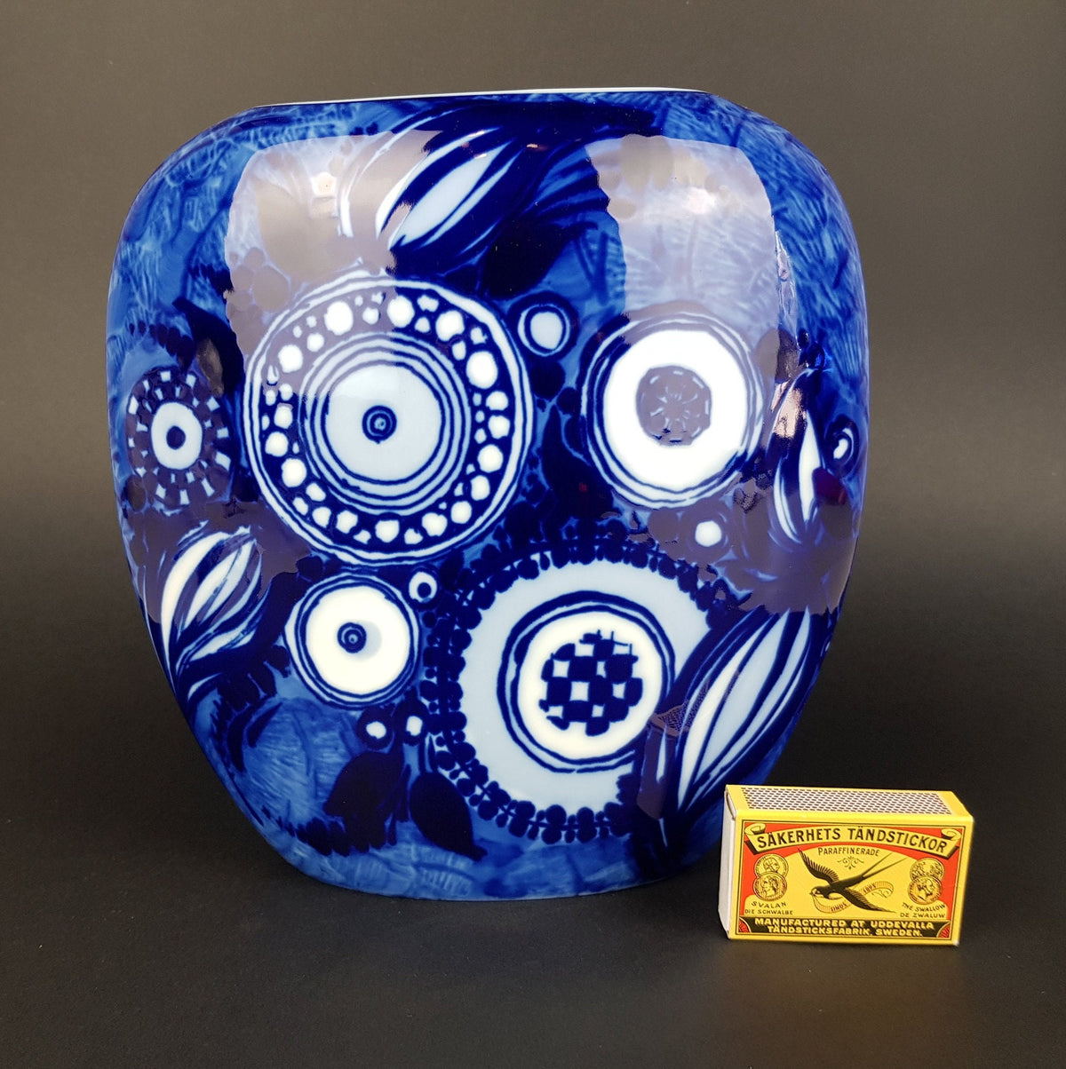 Vintage ROSENTHAL PORZELLAN Studio Linie West Germany Porcelain Vase with Peacock decor by Bjorn Wiinblad 1970s