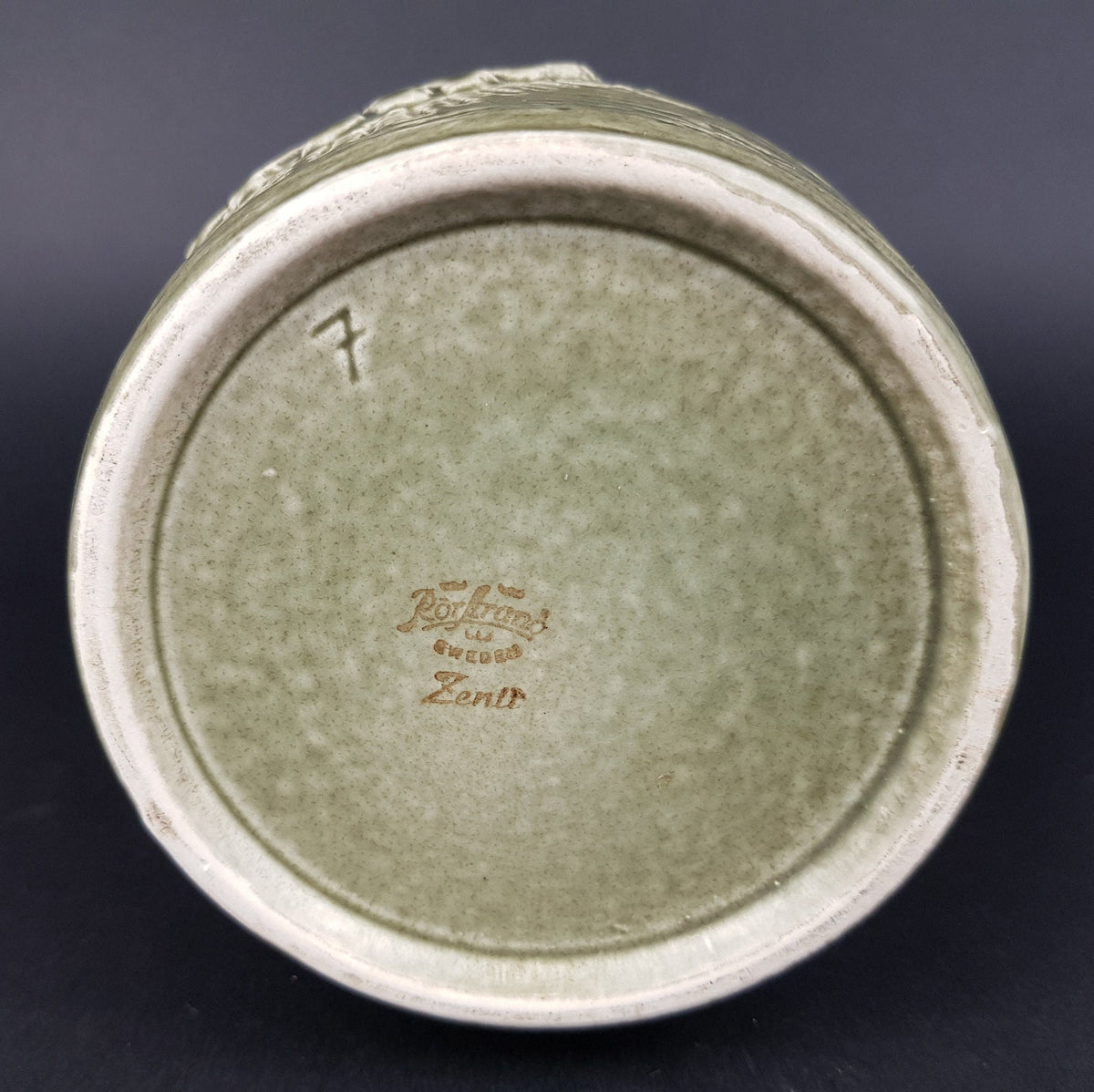 Vintage RÖRSTRAND SWEDEN Green Vase from the Zenit Serie by Gunnar Nylund 1960s