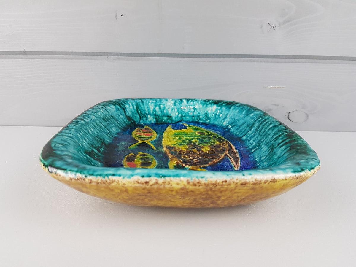 Vintage SCHRAMBERG Majolika Fabrik (SMF) Bowl with colorful Fish decor 1970s West German Pottery Fat Lava Era