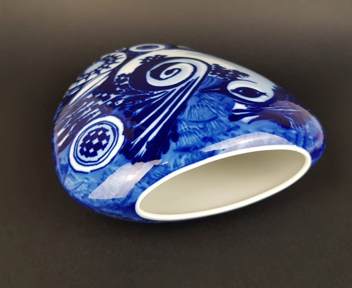 Vintage ROSENTHAL PORZELLAN Studio Linie West Germany Porcelain Vase with Peacock decor by Bjorn Wiinblad 1970s