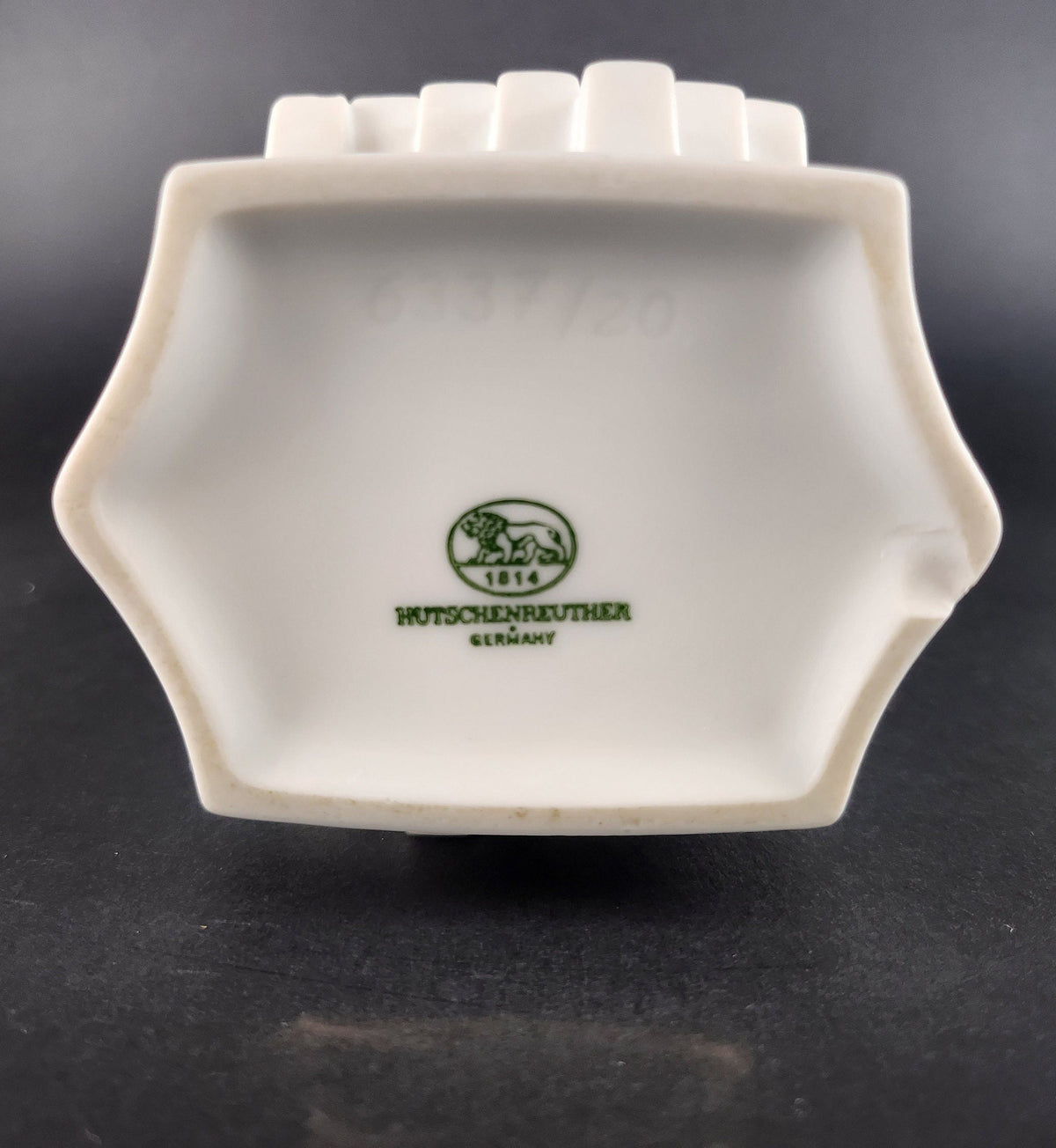 Vintage HUTSCHENREUTHER Archais Op Art Porcelain Vase 6337/20 by Heinrich Fuchs – White Bisque Porcelain – West Germany – 1970s