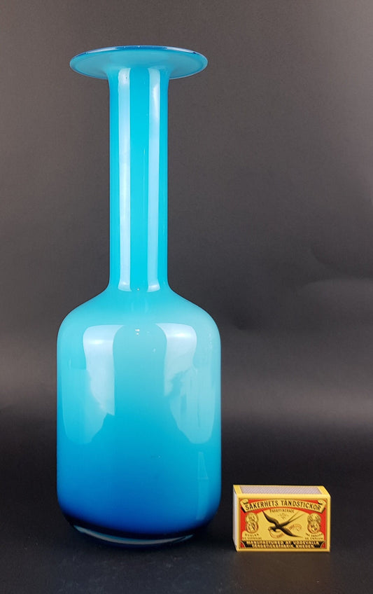 Vintage HOLMEGAARD KASTRUP GLAS Blue "Gulvase" Cased Glass Baton Vase by Otto Brauer Denmark