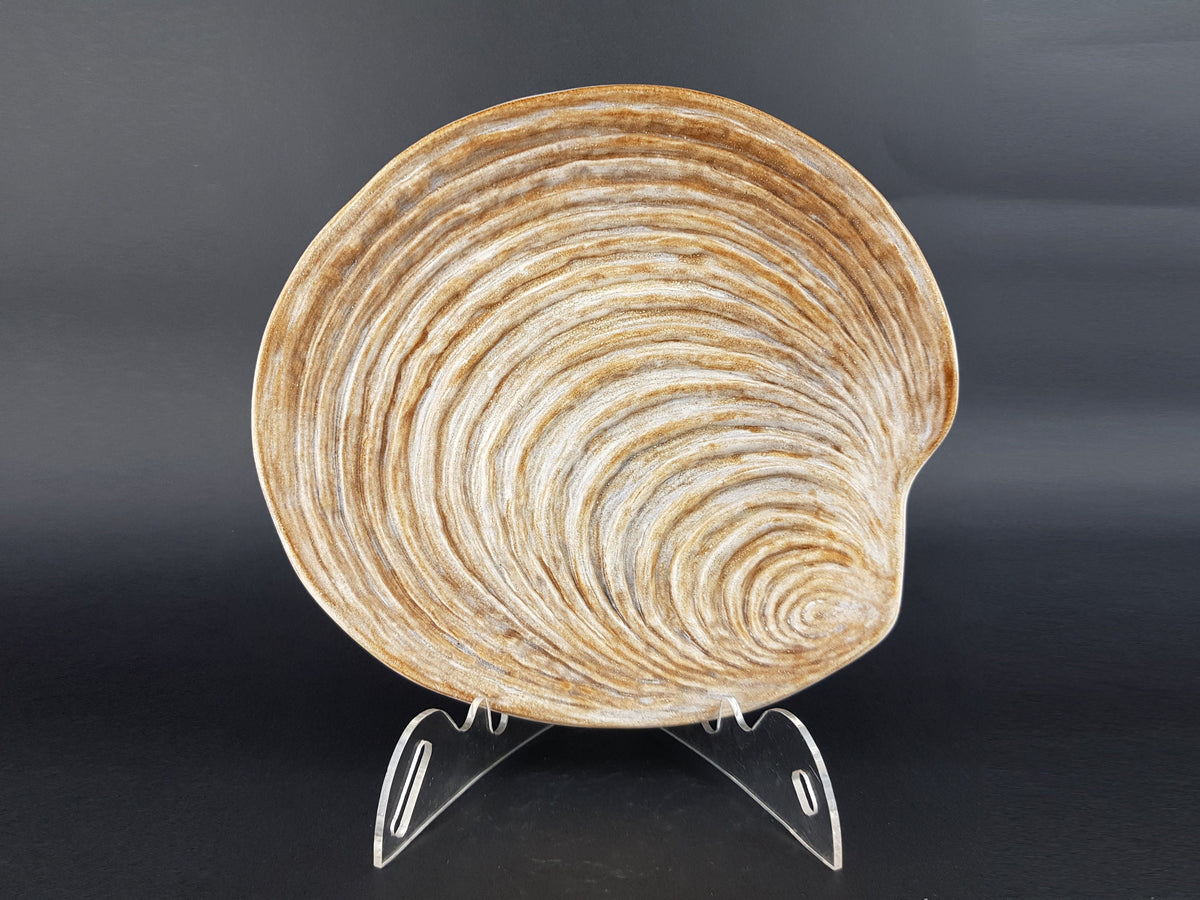Vintage DOMINIQUE GUILLOT Hand Painted Shell Plate from Vallauris France 1960s