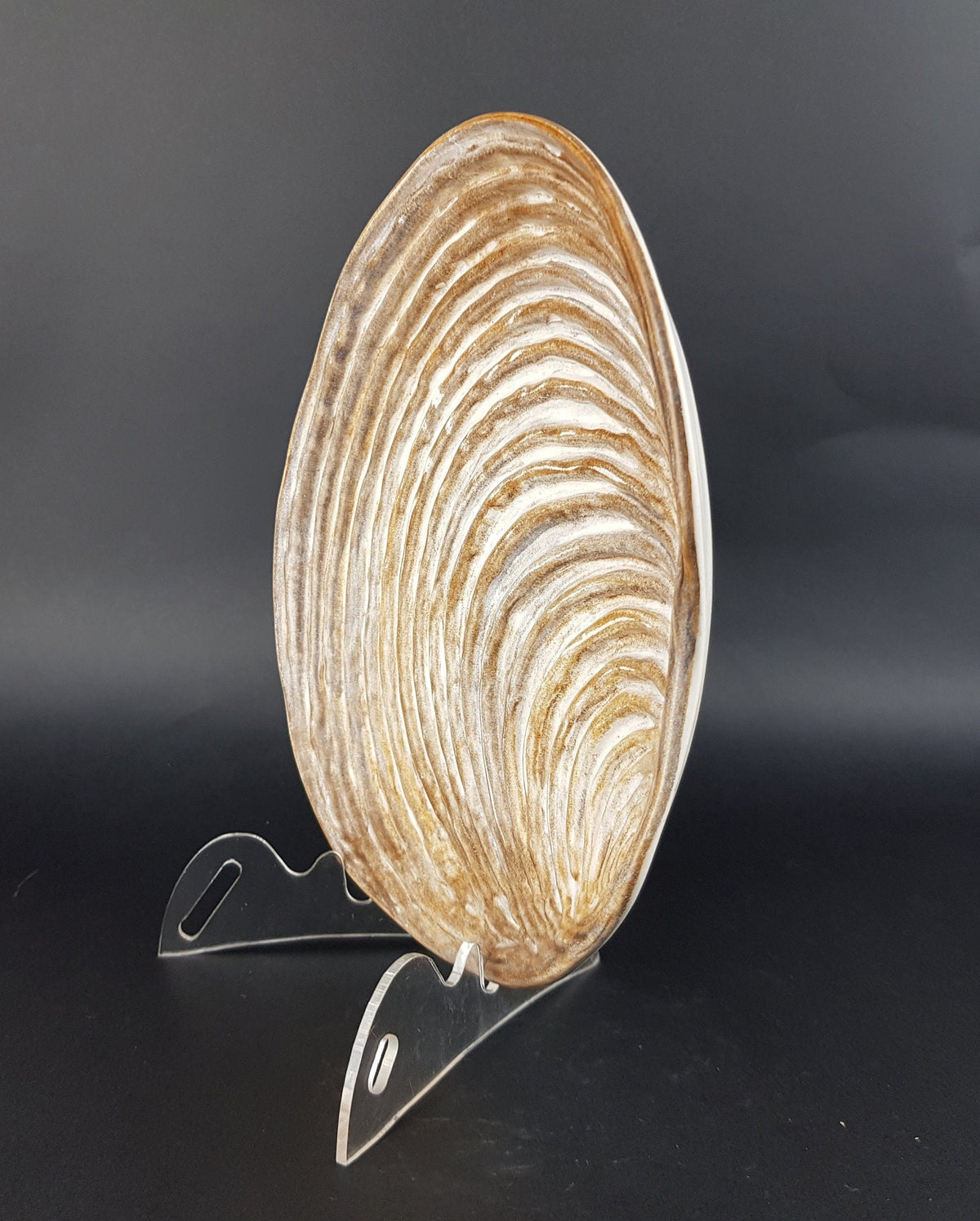 Vintage DOMINIQUE GUILLOT Hand Painted Shell Plate from Vallauris France 1960s
