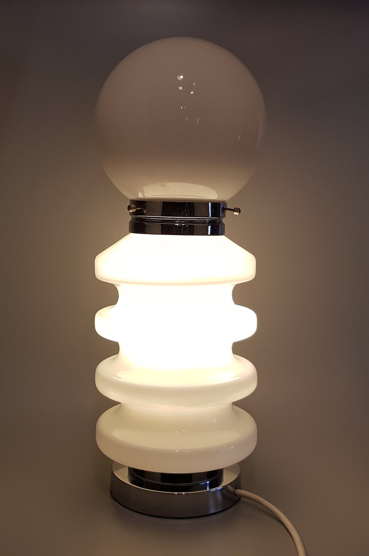 Vintage CARLO NASON for A.V. MAZZEGGA Stylish Space Age Table Lamp from Italy 1960s