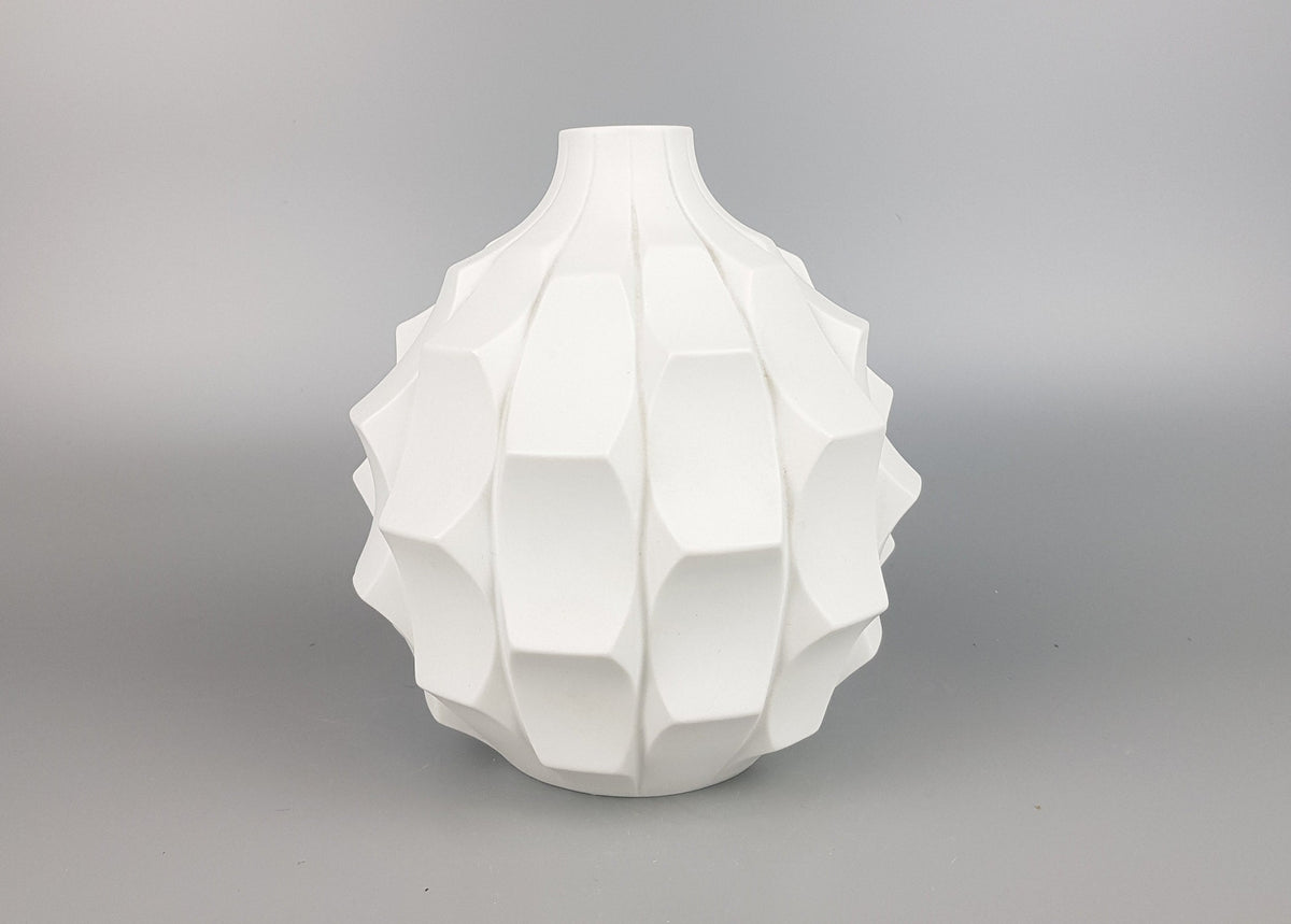 Vintage HUTSCHENREUTHER PORCELAIN Op Art ARTICHOKE Vase by Fuchs 1960-70s