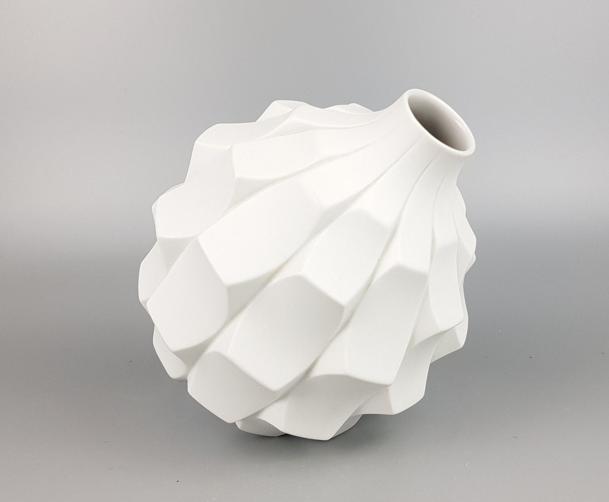 Vintage HUTSCHENREUTHER PORCELAIN Op Art ARTICHOKE Vase by Fuchs 1960-70s