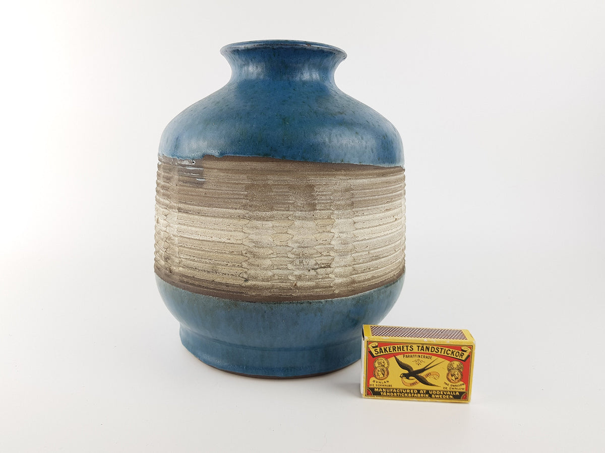 Vintage KARL JUTTNER Blue Studio Art Pottery Vase East German Pottery 1960's
