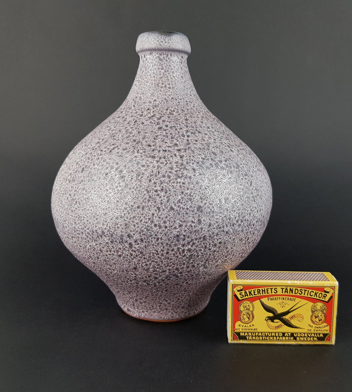 Vintage GRAMANN RÖMHILD Topferei Studio Art Pottery Speckled Pink Vase East German Pottery 1960s