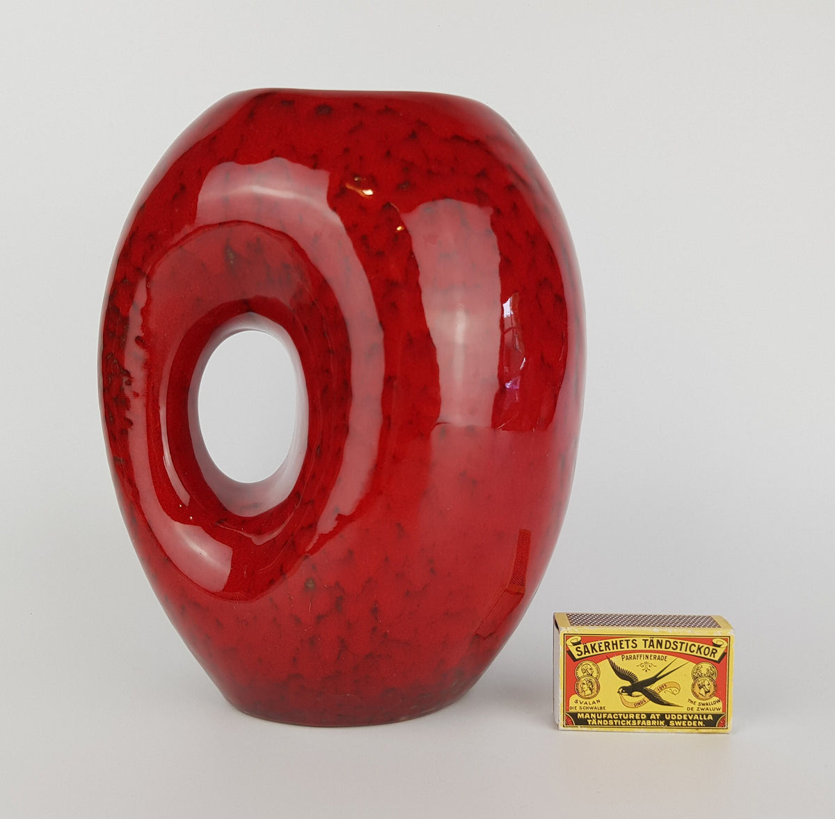 Vintage Richard Uhlemeyer Red Studio Art Pottery Vase 1950's Era
