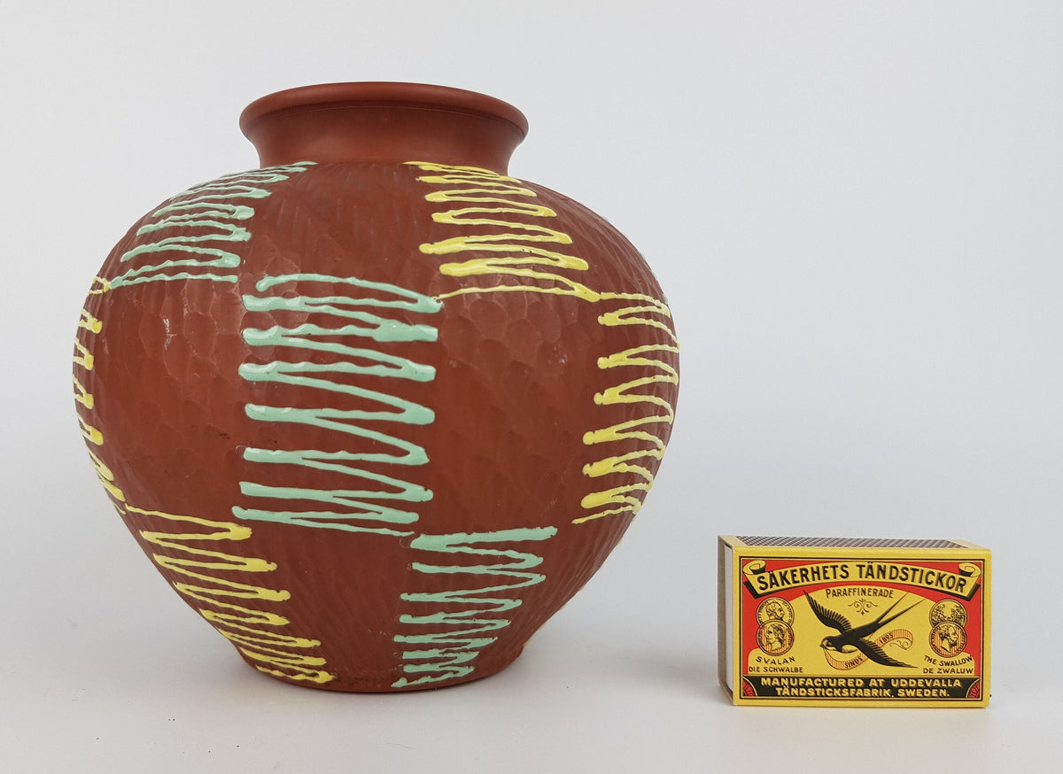 Vintage ECKHARDT & ENGLER Terracotta Vase Zig Zag Decor 65-15 West Germany Art 1950s