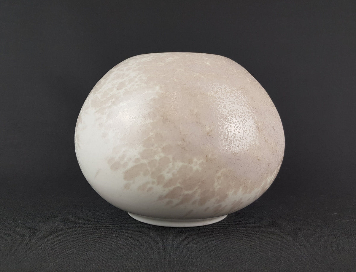 Vintage STUDIO ART POTTERY Beige Ball Vase 1131 West German Pottery
