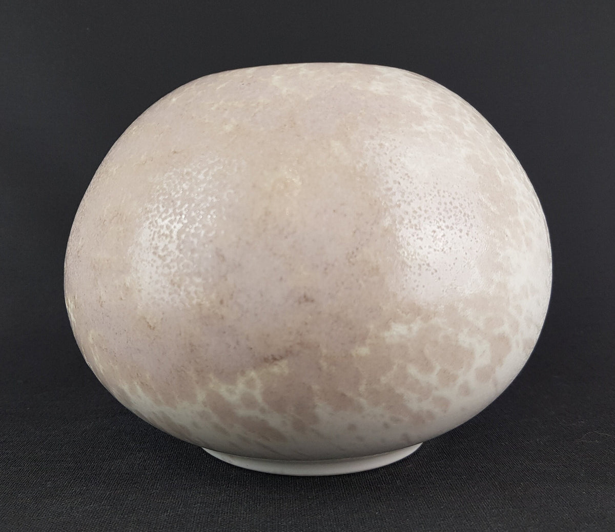 Vintage STUDIO ART POTTERY Beige Ball Vase 1131 West German Pottery
