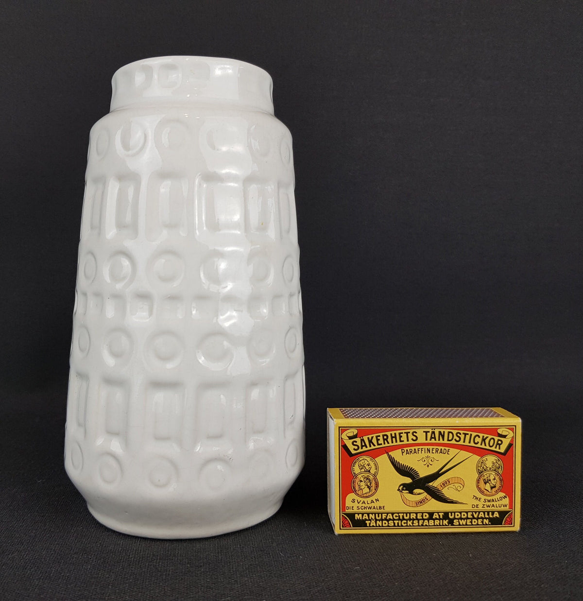 Vintage SCHEURICH KERAMIK White Vase with Inka Decor 260 15 West German Pottery 1970s