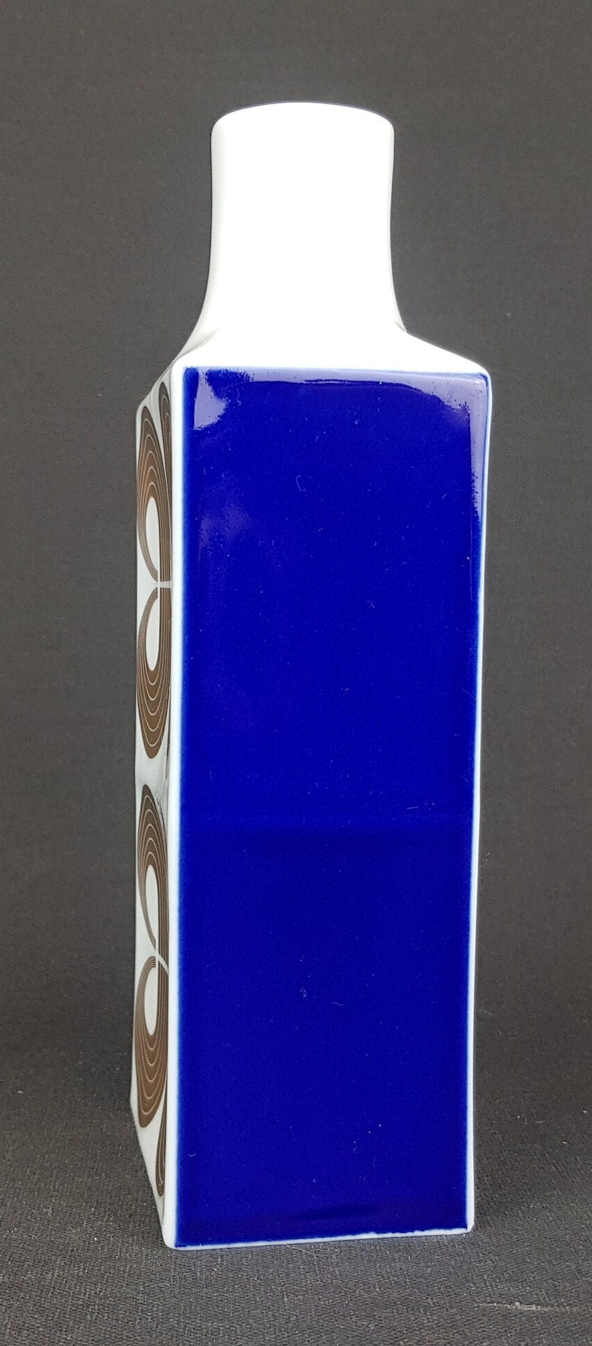 Vintage ALTENKUNSTADT White Porcelain Vase With Bison Decor By Cari Zalloni West Germany 1970s
