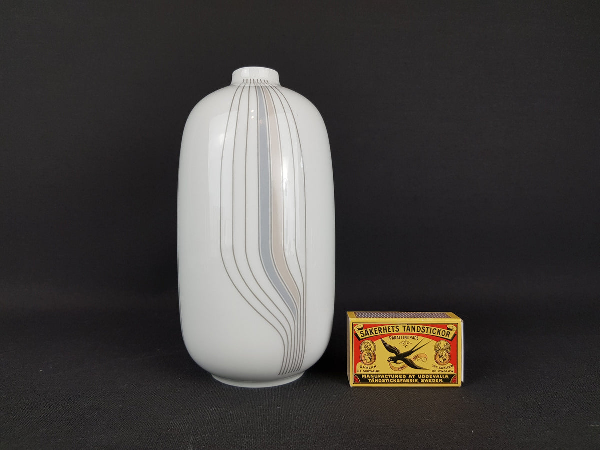 Vintage HUTSCHENREUTHER PORCELAIN Porcelain Vase 6008 West Germany 1960 1970s