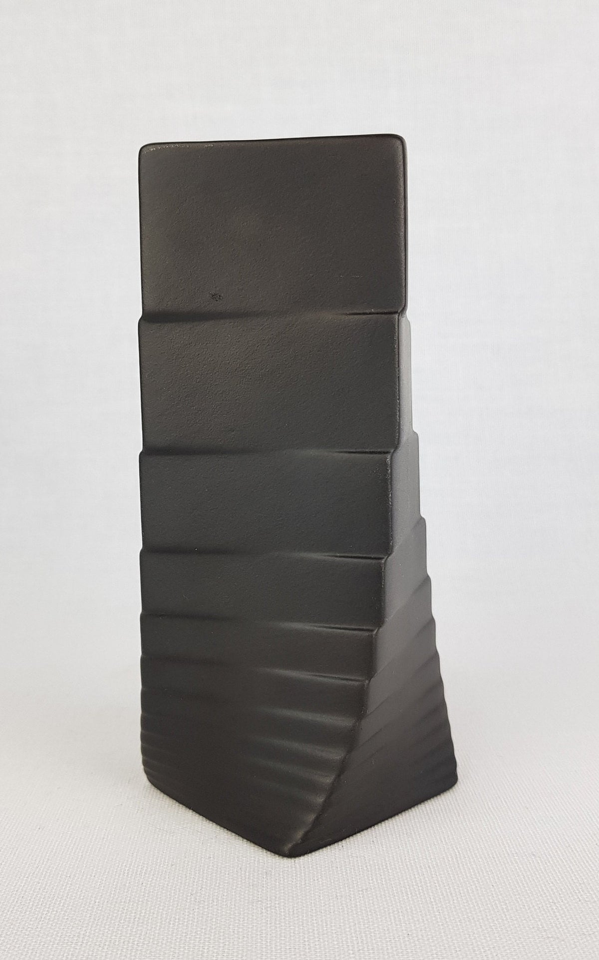 Vintage ROSENTHAL Studio Linie Porcelaine Noire Relief Vase 1970s by Christa Hausler - Goltz West Germany