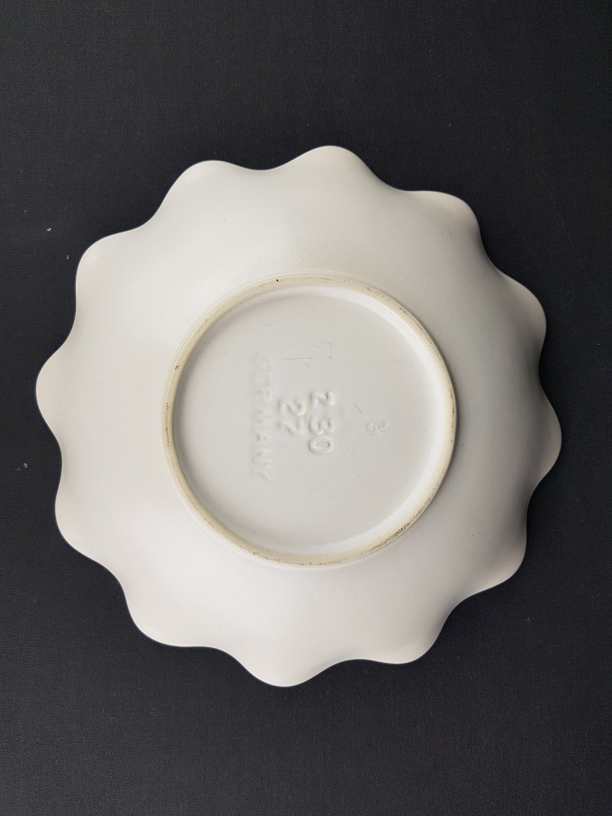 Vintage DÜMLER & BREIDEN Keramik Plate with flower decor 230-27 West German Pottery 1950's