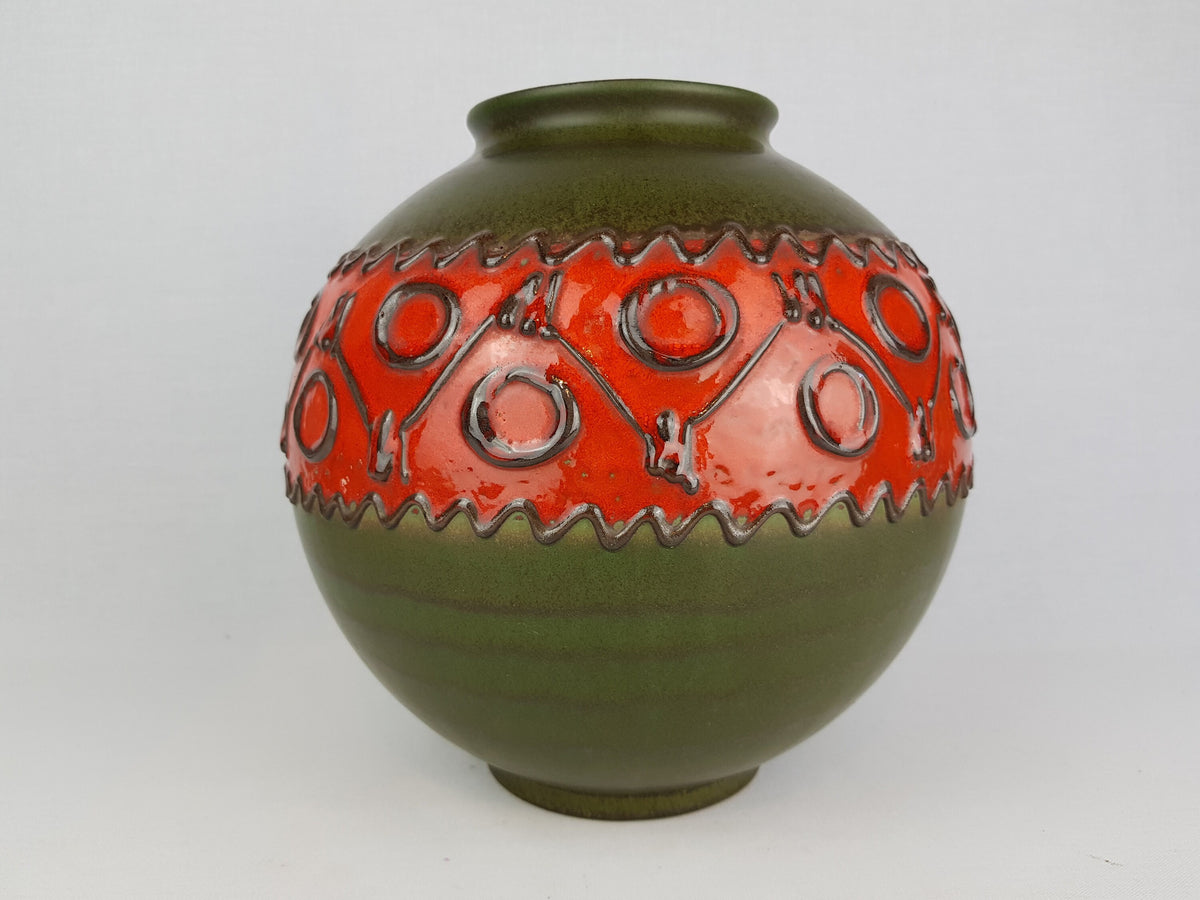 Vintage CARSTENS KERAMIK Matte Green and Red Ball Vase 1240-25 West German Pottery 1960s