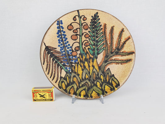 Vintage HEIBI KERAMIK Beige Wall Plate decorated with Flower Decor West German Pottery 1970s