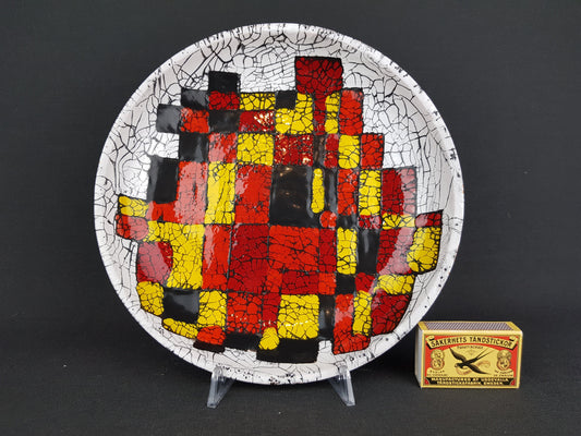 Rare Vintage Wall plate by Agnes Hegyi for Hungarian Iparművészeti Ceramic Factory, 1960s handpainted