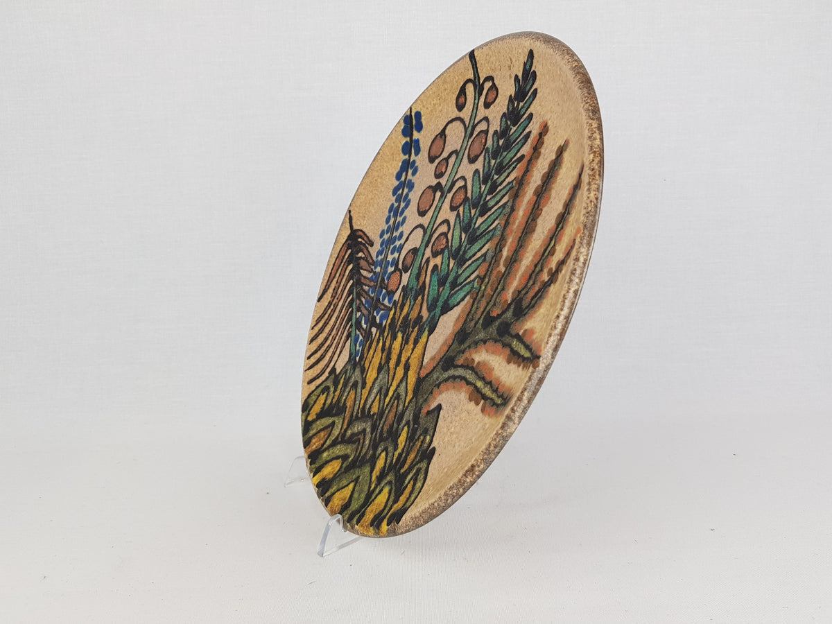 Vintage HEIBI KERAMIK Beige Wall Plate decorated with Flower Decor West German Pottery 1970s