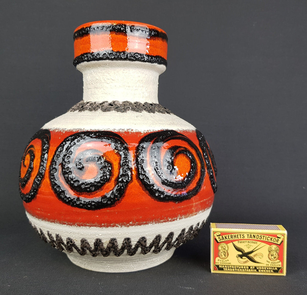 Vintage CARSTENS KERAMIK Beige and Red Fat Lava Vase 1960s