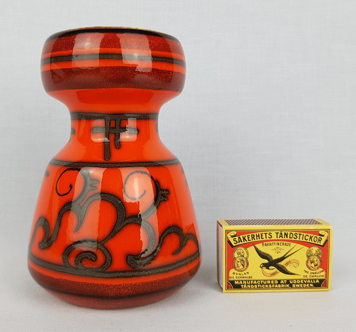 Vintage FLORA GOUDA HOLLAND Ceramic Orange Vase With Tokio Decor 910 Dutch Pottery 1970s